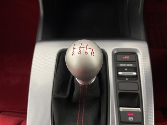 シビック タイプR 6速マニュアル 純正9インチディスプレイオーディオ BSM バックカメラ メモリーパワーシート 追従クルーズコントロール ホンダセンシング ETC2.0 前後ドライブレコーダー ワンオーナー 禁煙車(14枚目)