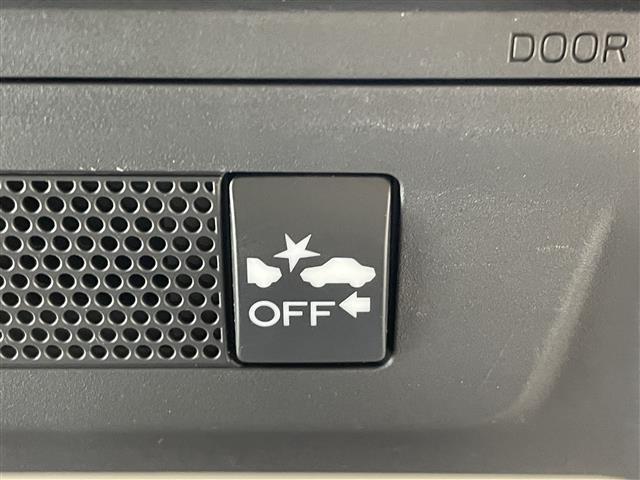 ＸＶ ２．０ｉ－Ｌ　アイサイト　純正８インチナビ　バック／サイドカメラ　スバルリヤビークルディテクション　運転支援　視界拡張　ＳＲＨ　ドライブレコーダー　ＬＥＤヘッドライト　スマートキー　プッシュスタート　ＥＴＣ　４ＷＤ　禁煙（7枚目）