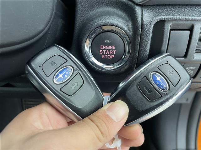 ＸＶ ２．０ｉ－Ｌ　アイサイト　純正８インチナビ　バック／サイドカメラ　スバルリヤビークルディテクション　運転支援　視界拡張　ＳＲＨ　ドライブレコーダー　ＬＥＤヘッドライト　スマートキー　プッシュスタート　ＥＴＣ　４ＷＤ　禁煙（13枚目）