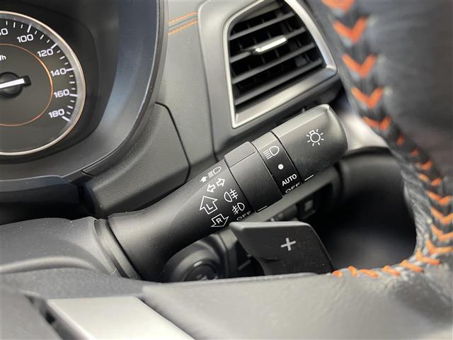 ＸＶ ２．０ｉ－Ｌ　アイサイト　純正８インチナビ　バック／サイドカメラ　スバルリヤビークルディテクション　運転支援　視界拡張　ＳＲＨ　ドライブレコーダー　ＬＥＤヘッドライト　スマートキー　プッシュスタート　ＥＴＣ　４ＷＤ　禁煙（25枚目）