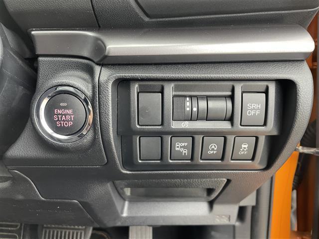 ＸＶ ２．０ｉ－Ｌ　アイサイト　純正８インチナビ　バック／サイドカメラ　スバルリヤビークルディテクション　運転支援　視界拡張　ＳＲＨ　ドライブレコーダー　ＬＥＤヘッドライト　スマートキー　プッシュスタート　ＥＴＣ　４ＷＤ　禁煙（26枚目）