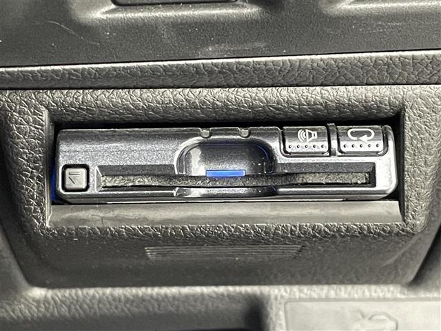 フォレスター Ｘ－ブレイク　アドバンスドセイフティパッケージ　ＢＳＭ　前席パワーシート　純正ＳＤナビ　バックカメラ　アイサイトＶｅｒ．３　前席／後席左右シートヒーター　ＥＴＣ　ＬＥＤヘッドライト　ルーフレール　４ＷＤ　禁煙車（8枚目）