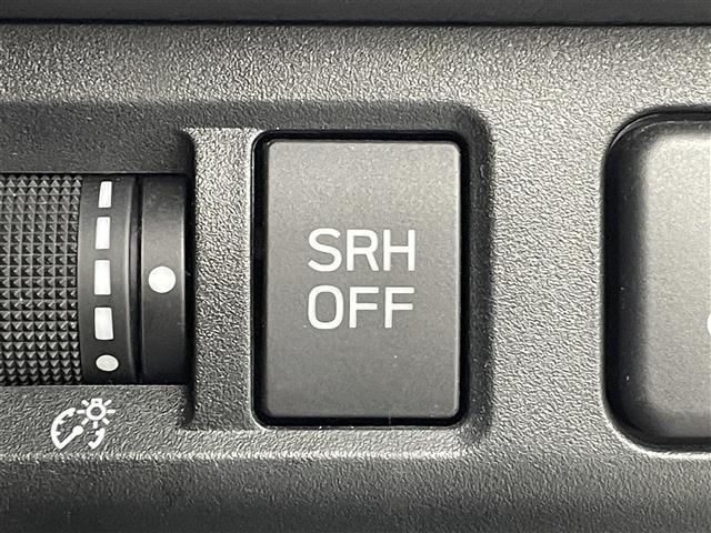 フォレスター Ｘ－ブレイク　アドバンスドセイフティパッケージ　ＢＳＭ　前席パワーシート　純正ＳＤナビ　バックカメラ　アイサイトＶｅｒ．３　前席／後席左右シートヒーター　ＥＴＣ　ＬＥＤヘッドライト　ルーフレール　４ＷＤ　禁煙車（13枚目）