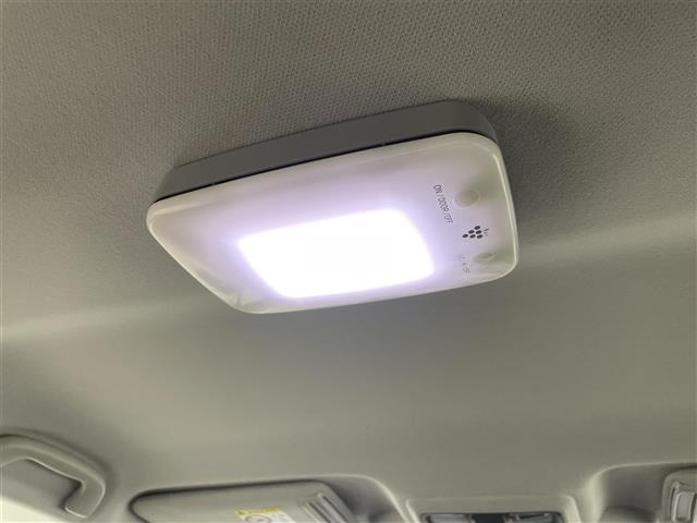 フォレスター Ｘ－ブレイク　アドバンスドセイフティパッケージ　ＢＳＭ　前席パワーシート　純正ＳＤナビ　バックカメラ　アイサイトＶｅｒ．３　前席／後席左右シートヒーター　ＥＴＣ　ＬＥＤヘッドライト　ルーフレール　４ＷＤ　禁煙車（16枚目）