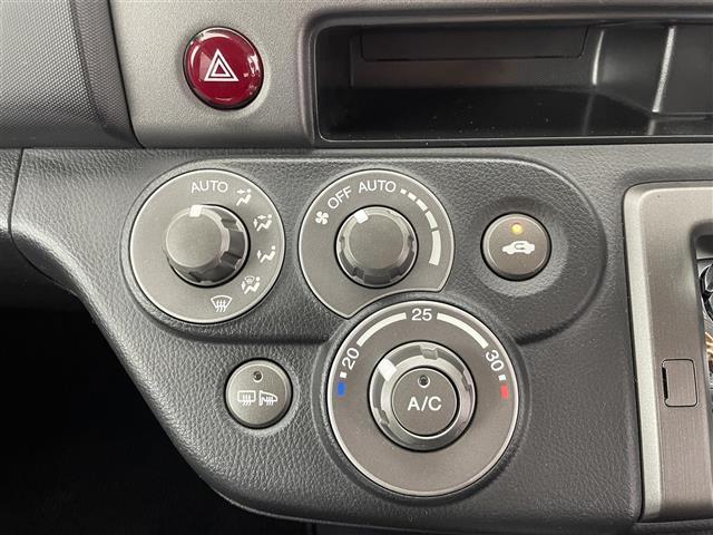 クロスロード 20Xi オールペイント 純正ナビ バックカメラ 衝突軽減ブレーキ クルーズコントロール 前席シートヒーター HIDヘッドライト ETC スマートキー ステアリングスイッチ フォグランプ 4WD 全塗装 禁煙(12枚目)