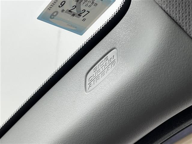 クロスロード 20Xi オールペイント 純正ナビ バックカメラ 衝突軽減ブレーキ クルーズコントロール 前席シートヒーター HIDヘッドライト ETC スマートキー ステアリングスイッチ フォグランプ 4WD 全塗装 禁煙(13枚目)