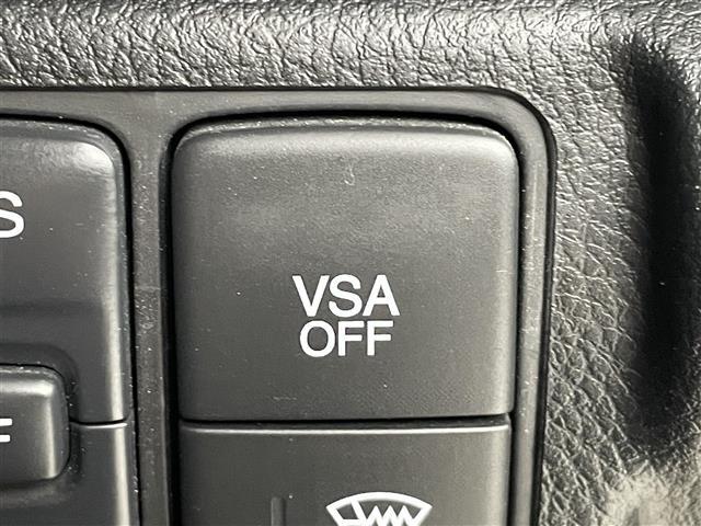 クロスロード 20Xi オールペイント 純正ナビ バックカメラ 衝突軽減ブレーキ クルーズコントロール 前席シートヒーター HIDヘッドライト ETC スマートキー ステアリングスイッチ フォグランプ 4WD 全塗装 禁煙(14枚目)