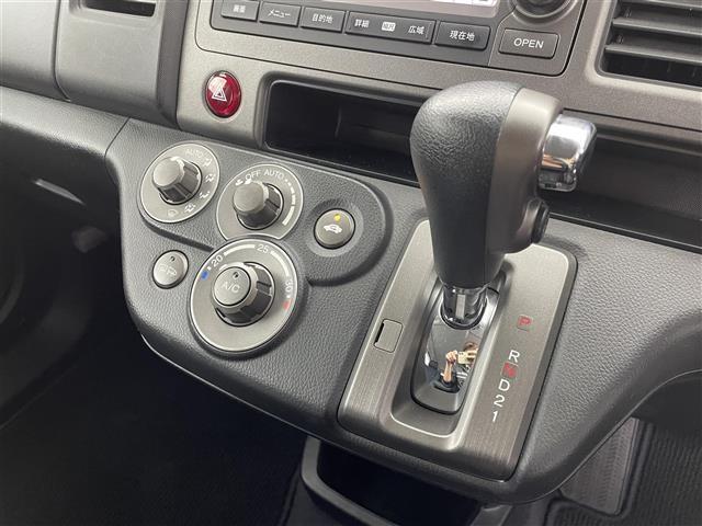 クロスロード 20Xi オールペイント 純正ナビ バックカメラ 衝突軽減ブレーキ クルーズコントロール 前席シートヒーター HIDヘッドライト ETC スマートキー ステアリングスイッチ フォグランプ 4WD 全塗装 禁煙(15枚目)