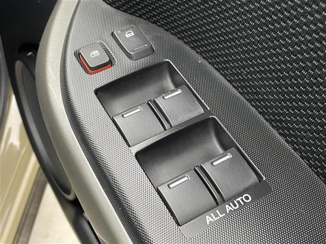 クロスロード 20Xi オールペイント 純正ナビ バックカメラ 衝突軽減ブレーキ クルーズコントロール 前席シートヒーター HIDヘッドライト ETC スマートキー ステアリングスイッチ フォグランプ 4WD 全塗装 禁煙(24枚目)