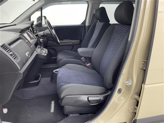 クロスロード 20Xi オールペイント 純正ナビ バックカメラ 衝突軽減ブレーキ クルーズコントロール 前席シートヒーター HIDヘッドライト ETC スマートキー ステアリングスイッチ フォグランプ 4WD 全塗装 禁煙(30枚目)