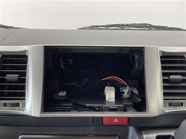 ハイエースバン スーパーGL ダーク プライムII 特別仕様車 寒冷地仕様 モデリスタエアロ 両側パワースライドドア トヨタセーフティセンス ハーフレザーシート バックカメラ LEDヘッドライト AC100V電源 プッシュスタート 4WD 禁煙車(16枚目)