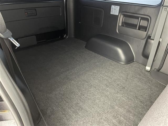 ハイエースバン スーパーGL ダーク プライムII 特別仕様車 寒冷地仕様 モデリスタエアロ 両側パワースライドドア トヨタセーフティセンス ハーフレザーシート バックカメラ LEDヘッドライト AC100V電源 プッシュスタート 4WD 禁煙車(38枚目)