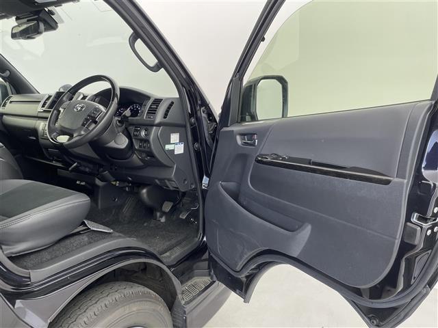 ハイエースバン スーパーGL ダーク プライムII 特別仕様車 寒冷地仕様 モデリスタエアロ 両側パワースライドドア トヨタセーフティセンス ハーフレザーシート バックカメラ LEDヘッドライト AC100V電源 プッシュスタート 4WD 禁煙車(42枚目)