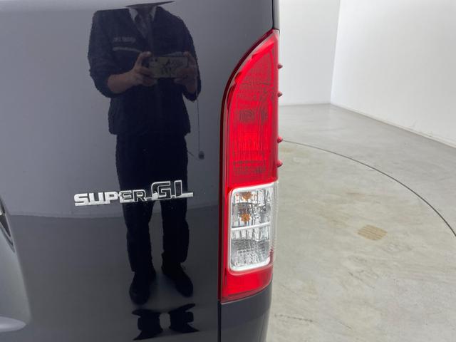 ハイエースバン スーパーGL ダーク プライムII 特別仕様車 寒冷地仕様 モデリスタエアロ 両側パワースライドドア トヨタセーフティセンス ハーフレザーシート バックカメラ LEDヘッドライト AC100V電源 プッシュスタート 4WD 禁煙車(73枚目)