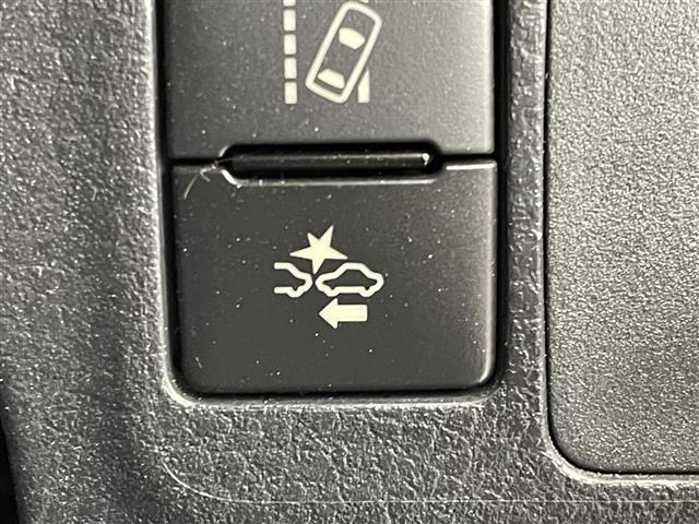 プロボックス DXコンフォート ルーフラック ルーフキャリア 社外7インチメモリナビ バックカメラ MTモード付AT レーンキープアシスト 横滑り防止装置 衝突被害軽減システム ヘッドライトレベライザ リモコンキ フロアマット 禁煙(10枚目)