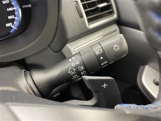 レヴォーグ 1.6GT-Sアイサイト 純正ナビ バックカメラ パワーシート 全車速追従機能付きクルーズコントロール ETC リヤビークルディテクション LEDヘッドライト ラゲッジマット トノカバー パドルシフト ターボ 4WD 禁煙車(14枚目)