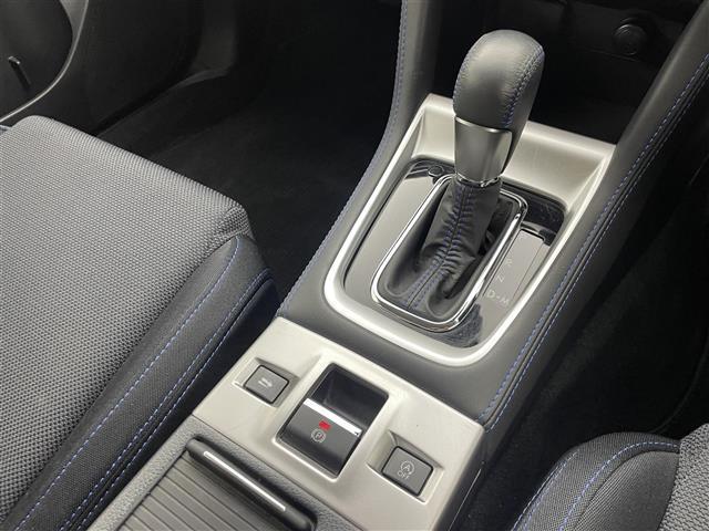 レヴォーグ 1.6GT-Sアイサイト 純正ナビ バックカメラ パワーシート 全車速追従機能付きクルーズコントロール ETC リヤビークルディテクション LEDヘッドライト ラゲッジマット トノカバー パドルシフト ターボ 4WD 禁煙車(17枚目)