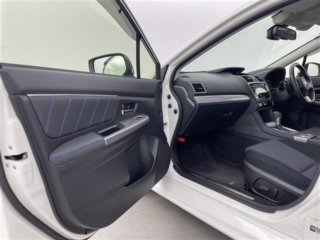 レヴォーグ 1.6GT-Sアイサイト 純正ナビ バックカメラ パワーシート 全車速追従機能付きクルーズコントロール ETC リヤビークルディテクション LEDヘッドライト ラゲッジマット トノカバー パドルシフト ターボ 4WD 禁煙車(38枚目)