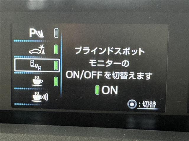 プリウス ＳセーフティプラスＩＩ　純正ナビ　バックカメラ　追従クルーズコントロール　トヨタセーフティセンス　ドライブレコーダー　ビルトインＥＴＣ　ＬＥＤヘッドライト　オートライト　ＡＣ１００Ｖ電源　自動防眩ミラー　スマートキー　禁煙車（10枚目）