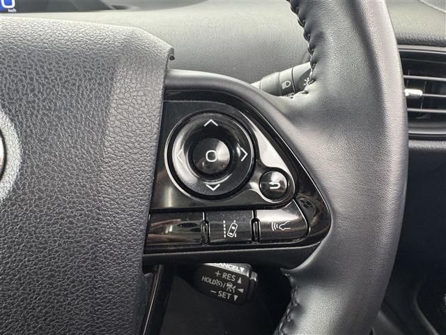 プリウス ＳセーフティプラスＩＩ　純正ナビ　バックカメラ　追従クルーズコントロール　トヨタセーフティセンス　ドライブレコーダー　ビルトインＥＴＣ　ＬＥＤヘッドライト　オートライト　ＡＣ１００Ｖ電源　自動防眩ミラー　スマートキー　禁煙車（24枚目）