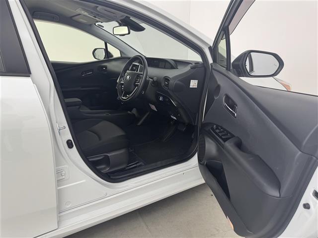 プリウス ＳセーフティプラスＩＩ　純正ナビ　バックカメラ　追従クルーズコントロール　トヨタセーフティセンス　ドライブレコーダー　ビルトインＥＴＣ　ＬＥＤヘッドライト　オートライト　ＡＣ１００Ｖ電源　自動防眩ミラー　スマートキー　禁煙車（39枚目）