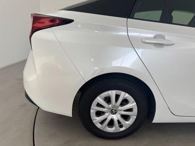 プリウス ＳセーフティプラスＩＩ　純正ナビ　バックカメラ　追従クルーズコントロール　トヨタセーフティセンス　ドライブレコーダー　ビルトインＥＴＣ　ＬＥＤヘッドライト　オートライト　ＡＣ１００Ｖ電源　自動防眩ミラー　スマートキー　禁煙車（59枚目）