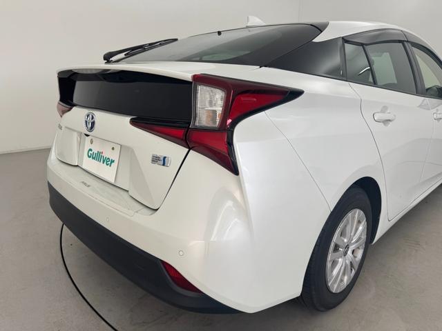 プリウス ＳセーフティプラスＩＩ　純正ナビ　バックカメラ　追従クルーズコントロール　トヨタセーフティセンス　ドライブレコーダー　ビルトインＥＴＣ　ＬＥＤヘッドライト　オートライト　ＡＣ１００Ｖ電源　自動防眩ミラー　スマートキー　禁煙車（60枚目）