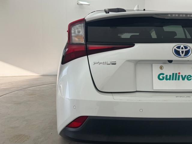 プリウス ＳセーフティプラスＩＩ　純正ナビ　バックカメラ　追従クルーズコントロール　トヨタセーフティセンス　ドライブレコーダー　ビルトインＥＴＣ　ＬＥＤヘッドライト　オートライト　ＡＣ１００Ｖ電源　自動防眩ミラー　スマートキー　禁煙車（71枚目）