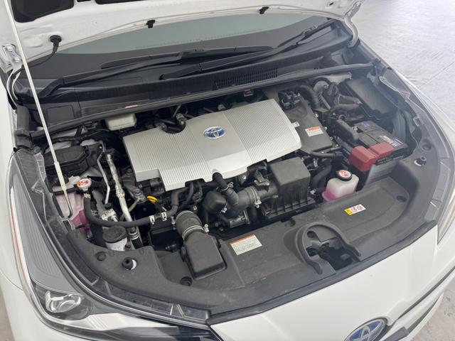 プリウス ＳセーフティプラスＩＩ　純正ナビ　バックカメラ　追従クルーズコントロール　トヨタセーフティセンス　ドライブレコーダー　ビルトインＥＴＣ　ＬＥＤヘッドライト　オートライト　ＡＣ１００Ｖ電源　自動防眩ミラー　スマートキー　禁煙車（78枚目）