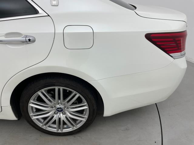 クラウンハイブリッド ロイヤルサルーン 純正8インチHDDナビ バックカメラ パワーシート ステアリングヒーター シートヒーター ドライブレコーダー クルーズコントロール プッシュスタート スマートキー ETC HIDヘッドライト 禁煙車(68枚目)