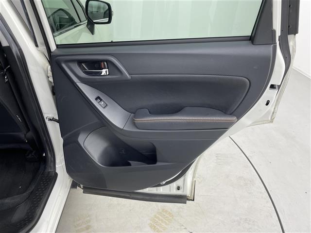 フォレスター X-ブレイク アドバンスドセイフティパッケージ カロッツェリアナビ バックモニター ハーフレザーシート パワーシート シートヒーター アイサイトVer3 追従クルーズ LEDヘッドライト フォグ SRH ETC(41枚目)