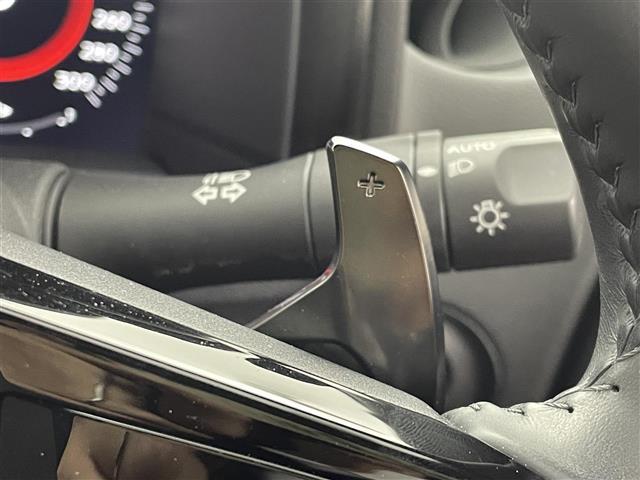 フェアレディZ バージョンST 純正9インチナビ バックカメラ BOSEサウンドシステム インテリジェントクルーズコントロール パドルシフト ブラインドスポットモニター シートヒーター パワーシート 本革シート ETC2.0 禁煙車(11枚目)