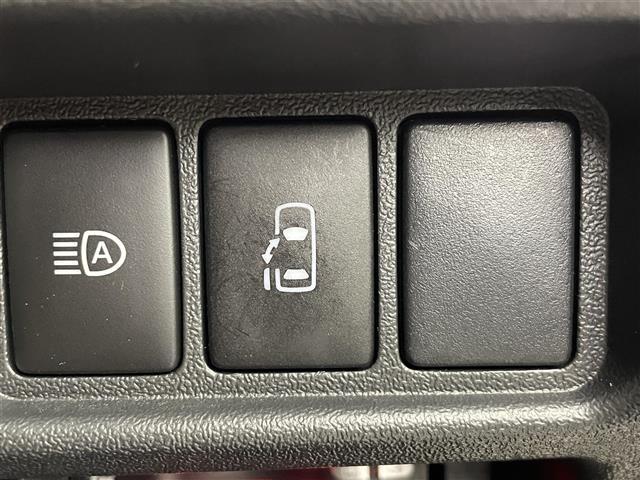 ハイエースワゴン ＧＬ　パノラミックビューモニター　デジタルインナーミラー　ＬＥＤヘッドランプ　パワースライドドア　パーキングサポートブレーキ　衝突軽減　プッシュスタート　社外１０インチディスプレイオーディオ　ＥＴＣ　禁煙車（5枚目）