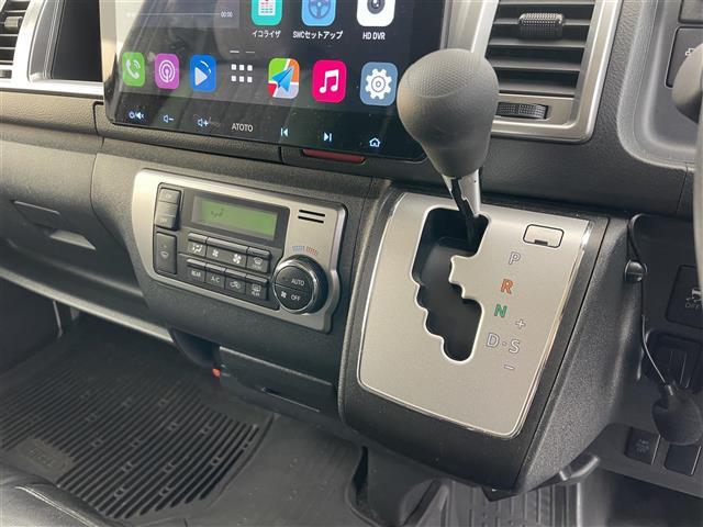 ハイエースワゴン ＧＬ　パノラミックビューモニター　デジタルインナーミラー　ＬＥＤヘッドランプ　パワースライドドア　パーキングサポートブレーキ　衝突軽減　プッシュスタート　社外１０インチディスプレイオーディオ　ＥＴＣ　禁煙車（18枚目）