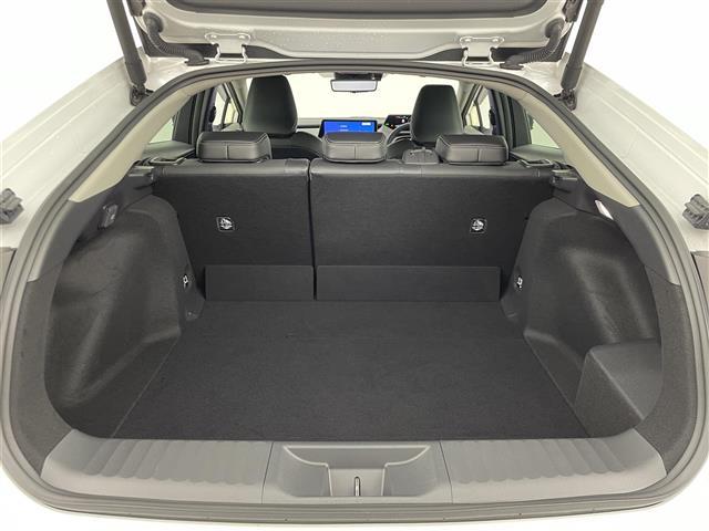 プリウス Ｚ　純正１２．３型ナビ　全周囲カメラ　レザーシート　シートヒーター　エアシート　パワーシート　パワーバックドア　置くだけ充電　デジタルインナーミラー　前後ドラレコ　ＢＳＭ　ビルトインＥＴＣ２．０　禁煙車（36枚目）