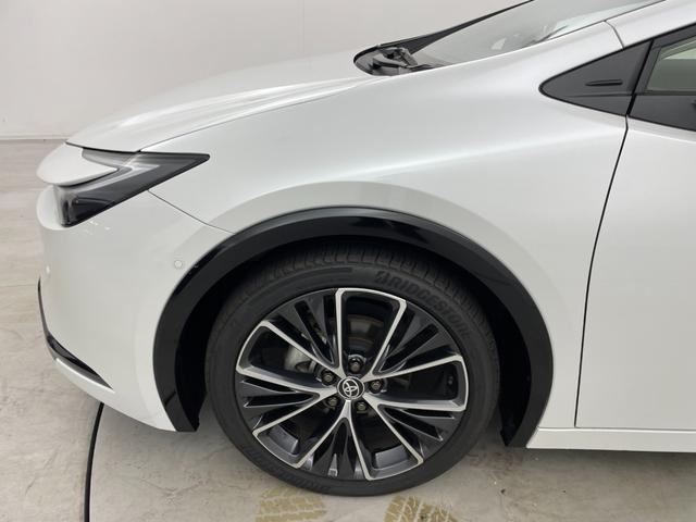 プリウス Ｚ　純正１２．３型ナビ　全周囲カメラ　レザーシート　シートヒーター　エアシート　パワーシート　パワーバックドア　置くだけ充電　デジタルインナーミラー　前後ドラレコ　ＢＳＭ　ビルトインＥＴＣ２．０　禁煙車（63枚目）