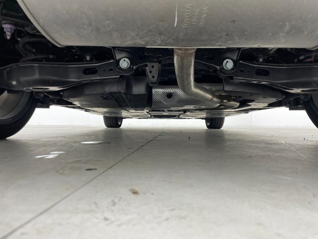 プリウス Ｚ　純正１２．３型ナビ　全周囲カメラ　レザーシート　シートヒーター　エアシート　パワーシート　パワーバックドア　置くだけ充電　デジタルインナーミラー　前後ドラレコ　ＢＳＭ　ビルトインＥＴＣ２．０　禁煙車（71枚目）