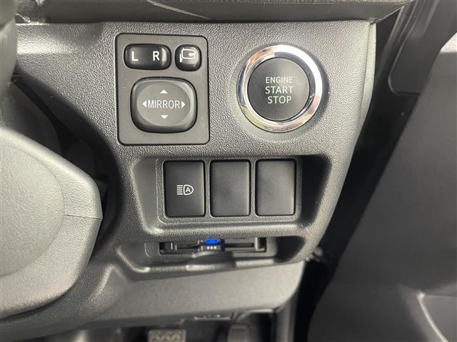 ハイエースバン スーパーＧＬ　ダーク　プライムＩＩ　パノラミックビューモニター　デジタルインナーミラー　クリアランスソナー　トヨタセーフティーセンス　前後ドライブレコーダー　パーキングサポートブレーキ　レーンキープアシスト　ＥＴＣ　プッシュスタート（20枚目）