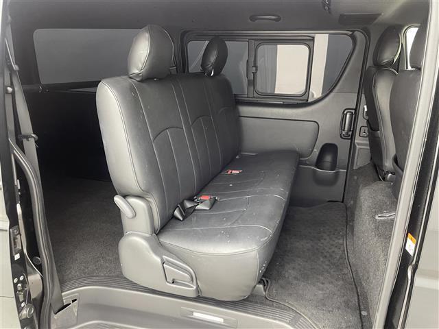 ハイエースバン スーパーＧＬ　ダーク　プライムＩＩ　パノラミックビューモニター　デジタルインナーミラー　クリアランスソナー　トヨタセーフティーセンス　前後ドライブレコーダー　パーキングサポートブレーキ　レーンキープアシスト　ＥＴＣ　プッシュスタート（31枚目）