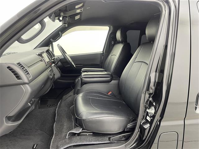 ハイエースバン スーパーＧＬ　ダーク　プライムＩＩ　パノラミックビューモニター　デジタルインナーミラー　クリアランスソナー　トヨタセーフティーセンス　前後ドライブレコーダー　パーキングサポートブレーキ　レーンキープアシスト　ＥＴＣ　プッシュスタート（32枚目）