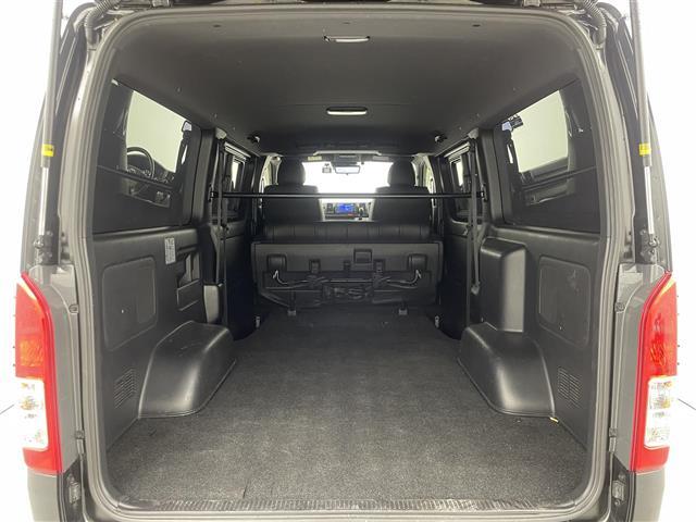 ハイエースバン スーパーＧＬ　ダーク　プライムＩＩ　パノラミックビューモニター　デジタルインナーミラー　クリアランスソナー　トヨタセーフティーセンス　前後ドライブレコーダー　パーキングサポートブレーキ　レーンキープアシスト　ＥＴＣ　プッシュスタート（37枚目）