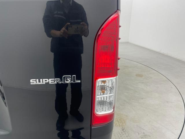 ハイエースバン スーパーＧＬ　ダーク　プライムＩＩ　パノラミックビューモニター　デジタルインナーミラー　クリアランスソナー　トヨタセーフティーセンス　前後ドライブレコーダー　パーキングサポートブレーキ　レーンキープアシスト　ＥＴＣ　プッシュスタート（72枚目）