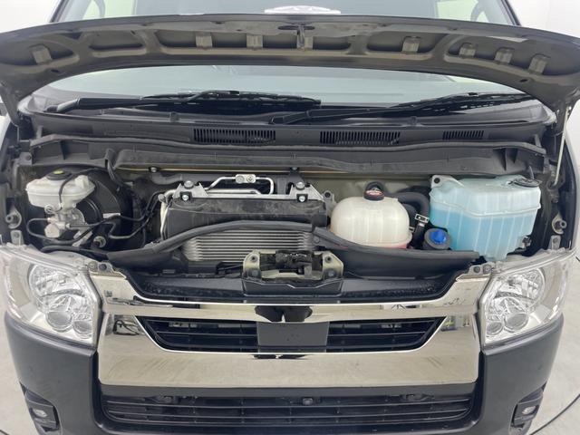 ハイエースバン スーパーＧＬ　ダーク　プライムＩＩ　パノラミックビューモニター　デジタルインナーミラー　クリアランスソナー　トヨタセーフティーセンス　前後ドライブレコーダー　パーキングサポートブレーキ　レーンキープアシスト　ＥＴＣ　プッシュスタート（79枚目）