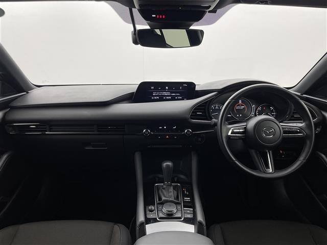 ＭＡＺＤＡ３ファストバック １５Ｓツーリング　純正８．８型ナビ　３６０度ビューモニター　ドライバーモニタリング　衝突軽減ブレーキ　アダプティブクルーズコントロール　ヘッドアップディスプレイ　ＥＴＣ　純正前後ドライブレコーダー　スマートキー　禁煙車（2枚目）
