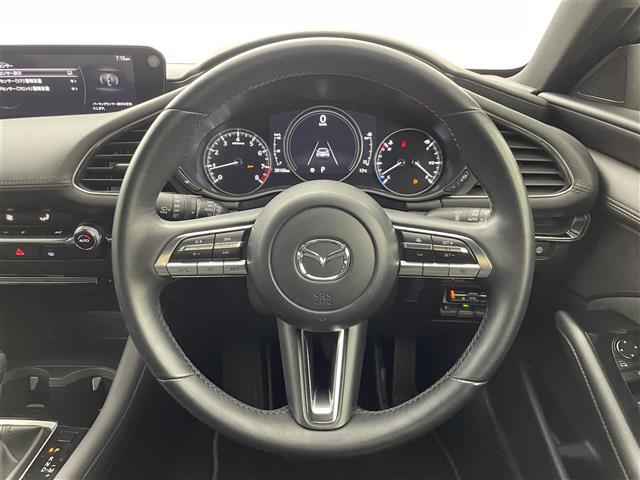 ＭＡＺＤＡ３ファストバック １５Ｓツーリング　純正８．８型ナビ　３６０度ビューモニター　ドライバーモニタリング　衝突軽減ブレーキ　アダプティブクルーズコントロール　ヘッドアップディスプレイ　ＥＴＣ　純正前後ドライブレコーダー　スマートキー　禁煙車（21枚目）