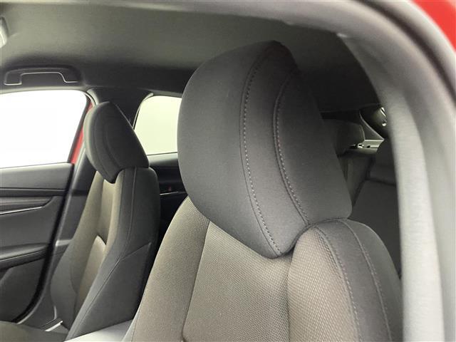 ＭＡＺＤＡ３ファストバック １５Ｓツーリング　純正８．８型ナビ　３６０度ビューモニター　ドライバーモニタリング　衝突軽減ブレーキ　アダプティブクルーズコントロール　ヘッドアップディスプレイ　ＥＴＣ　純正前後ドライブレコーダー　スマートキー　禁煙車（29枚目）