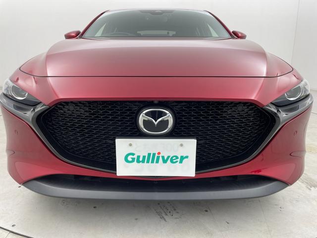 ＭＡＺＤＡ３ファストバック １５Ｓツーリング　純正８．８型ナビ　３６０度ビューモニター　ドライバーモニタリング　衝突軽減ブレーキ　アダプティブクルーズコントロール　ヘッドアップディスプレイ　ＥＴＣ　純正前後ドライブレコーダー　スマートキー　禁煙車（52枚目）