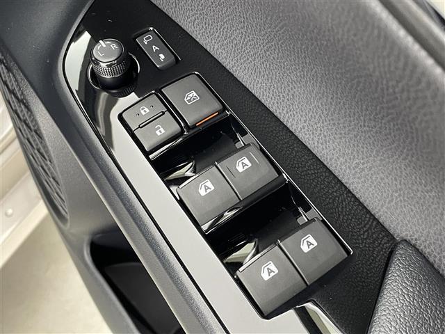 プリウス Ｓセーフティプラス　アルパイン９インチＳＤナビ　バックカメラ　パーキングアシスト　インテリジェントクリアランスソナー　トヨタセーフティセンス　カラーヘッドアップディスプレイ　ＬＥＤヘッドランプ　プッシュスタート　禁煙車（26枚目）