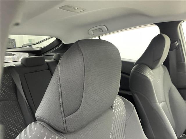 プリウス Ｓセーフティプラス　アルパイン９インチＳＤナビ　バックカメラ　パーキングアシスト　インテリジェントクリアランスソナー　トヨタセーフティセンス　カラーヘッドアップディスプレイ　ＬＥＤヘッドランプ　プッシュスタート　禁煙車（29枚目）