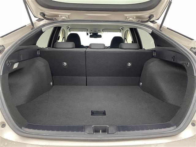 プリウス Ｓセーフティプラス　アルパイン９インチＳＤナビ　バックカメラ　パーキングアシスト　インテリジェントクリアランスソナー　トヨタセーフティセンス　カラーヘッドアップディスプレイ　ＬＥＤヘッドランプ　プッシュスタート　禁煙車（36枚目）